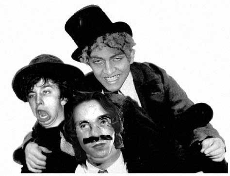 http://vnroche.free.fr/marxbros.jpg